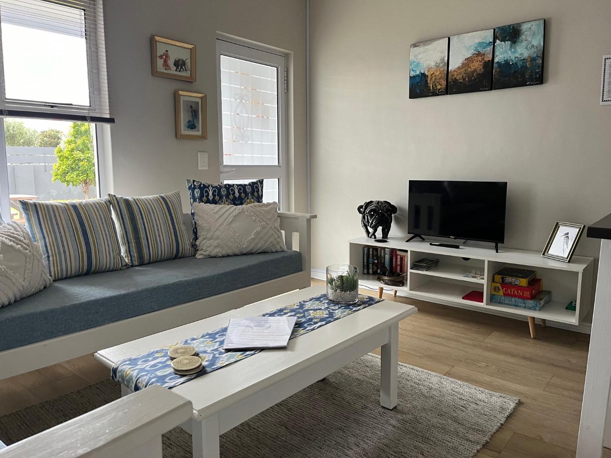 Serenity Self-Catering 2-Bed Unit Херманус Екстериор снимка
